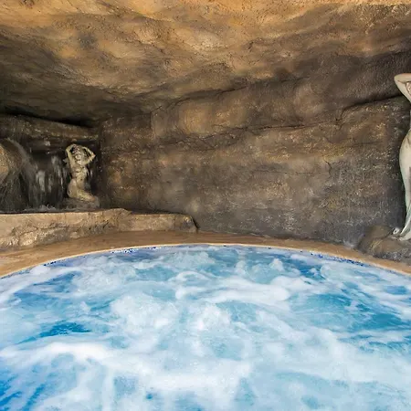 Amossia Elite Boutique ホテル