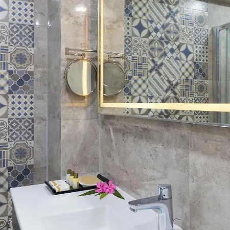 ホテル Amossia Elite Boutique 2*